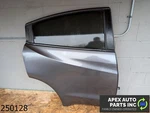 *local Pickup* 2016-2018 Honda Hr-v 1.8L Passenger Right Rear Side Door. Fixed Price $300.00.