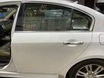 Rear Door 2013 Genesis White 1455464. Fixed Price $183.74.
