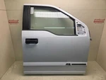 (local Pickup Only) Passenger Right Front Door Manual Fits 17-22 Ford F250SD. Fixed Price $1799.90.