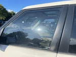 2006-2009 Range Rover Left Front Driver Door Lrc 900 White Laminated Glass 97681. Fixed Price $176.00.